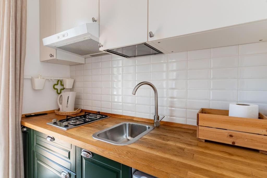 Apartment Thekeystudio, Viva Italia Con Giardino, In 2 Minuto Dal Mare *